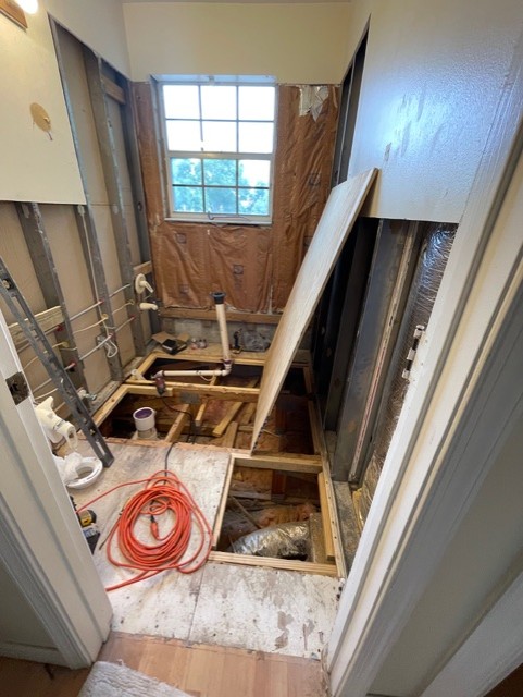 Bathroom remodel completed in Huntsville, Alabama by Red Oak Remodeling