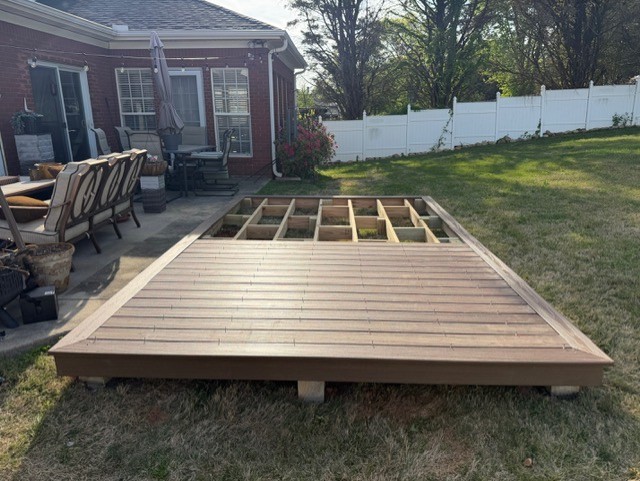 Deck railing detail — Huntsville, AL